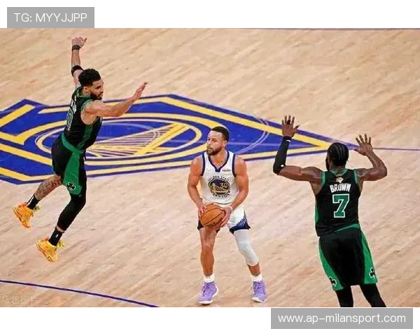 冠军争夺进入“抢分期”,每轮结果都可能改写格局 冠军争夺进入“抢分期”,每轮结果都可能改写格局